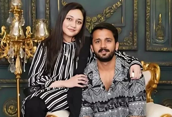 معروف یوٹیوبررجب بٹ کا اہلیہ ایمان فاطمہ سے علیحدگی کا اعلان